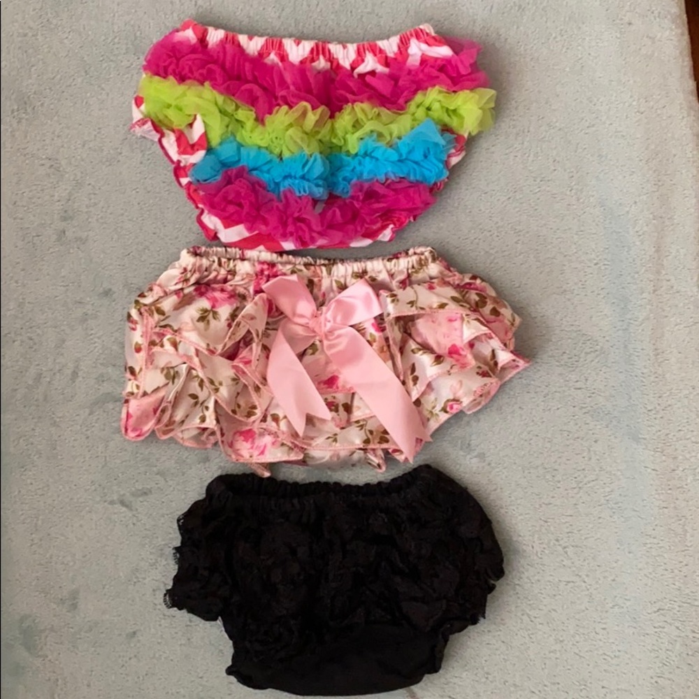 Lot of Newborn Bloomers
